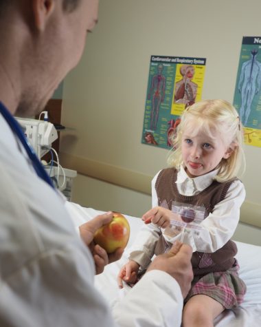 Ce face un neurolog pediatru și când îi soliciți ajutorul